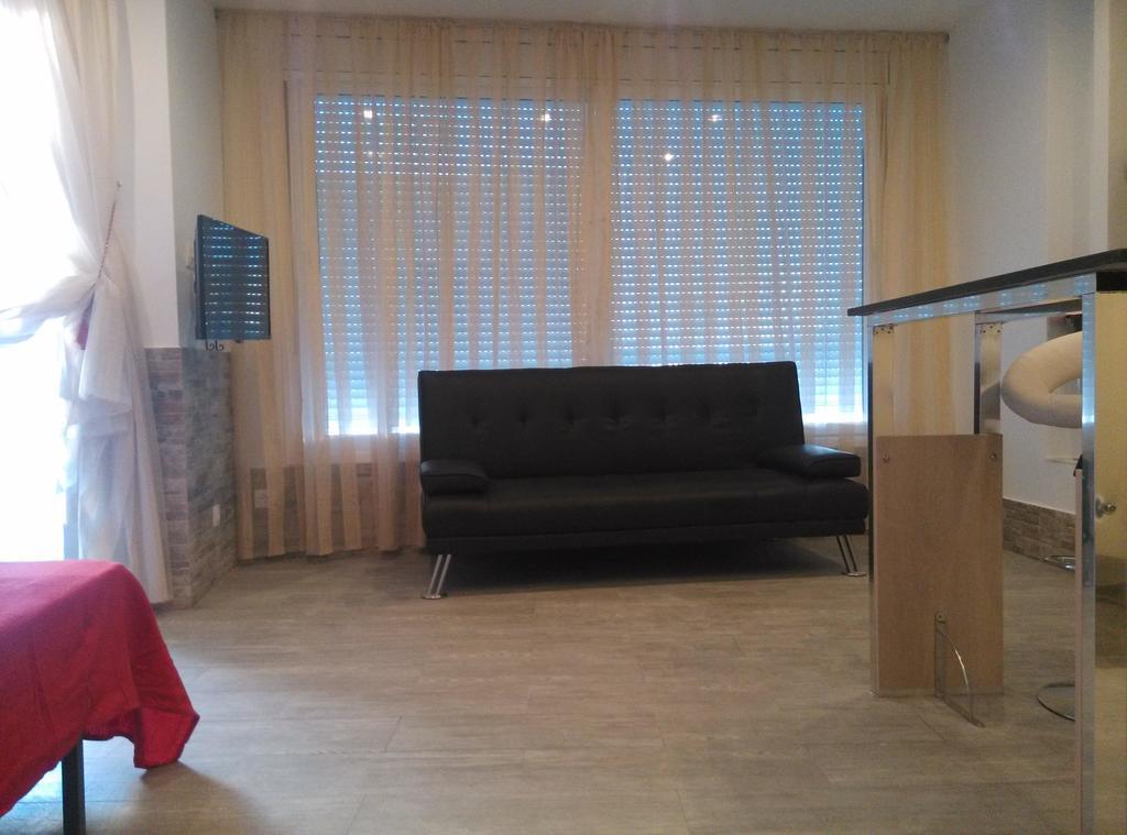 Apartamentos Bcntourism 피네다데마르 외부 사진