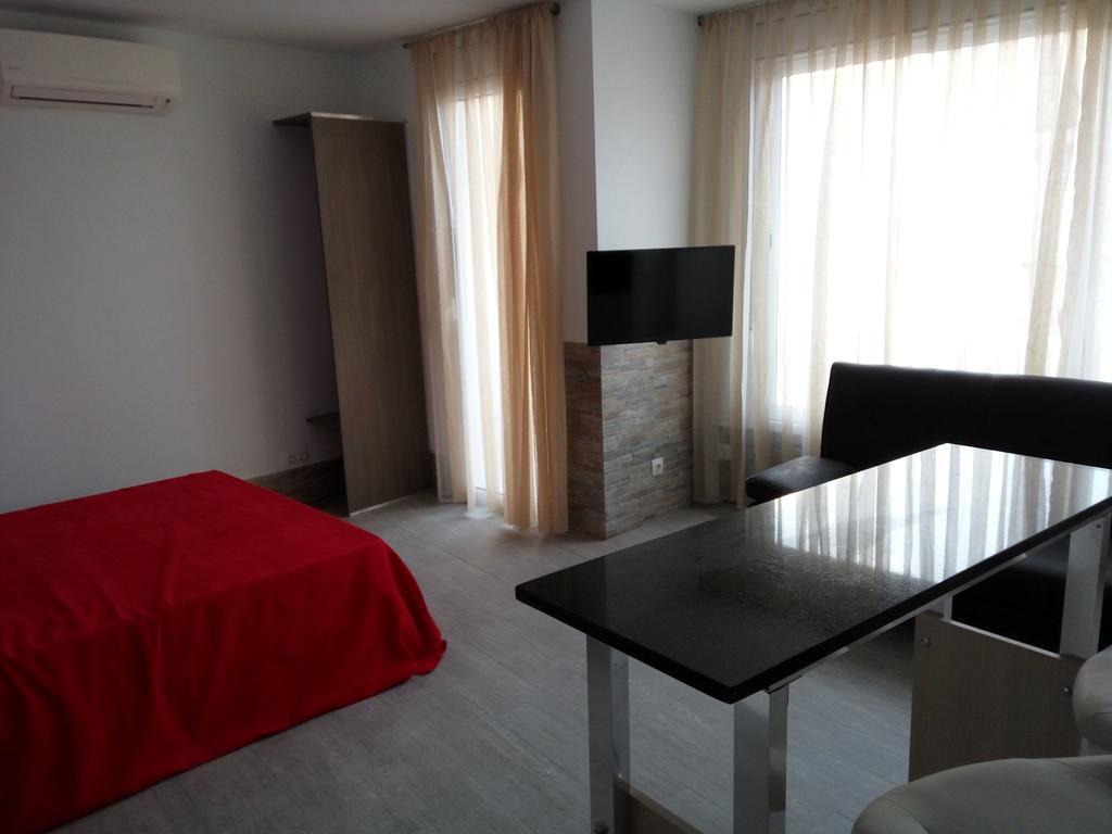 Apartamentos Bcntourism 피네다데마르 외부 사진